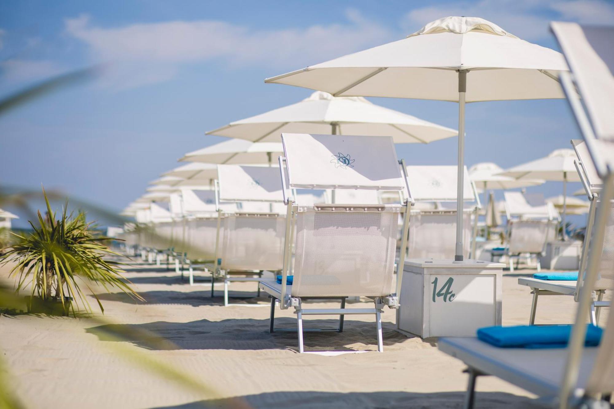 Hotel Saraceno Resort With Private Beach Μιλάνο Μαριτίμα Εξωτερικό φωτογραφία